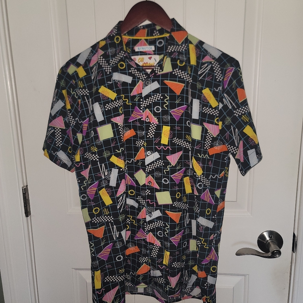NWT OH Snap Polyester Spandez Button Up 80s design Black Tee Mens Small